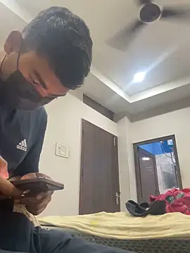 Hotswetie online show from March 20, 2025, 2:42 pm