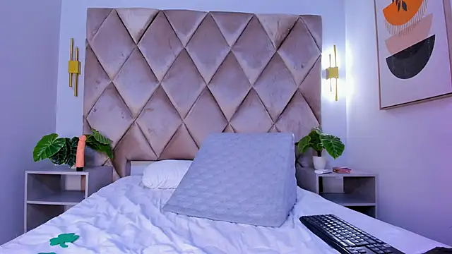 Snapshot of lucianasmith_ chatting on March 17, 2025, 4:22 pm lucianasmith online show from March 17, 2025, 4:22 pm