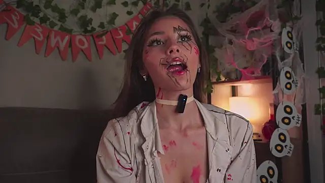 EditaBails online show from October 31, 2025, 6:31 pm