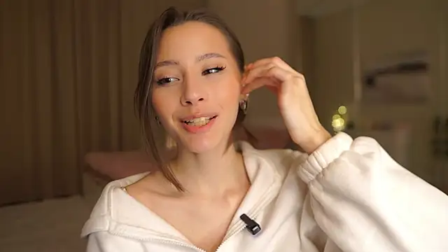 Snapshot of EditaBails chatting on January 16, 2026, 7:18 pm EditaBails online show from January 16, 2026, 7:18 pm