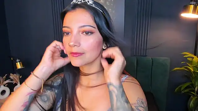 roxy hell online show from March 10, 2025, 7:07 pm