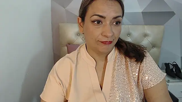 Milf-Prettyboobs online show from February 17, 2026, 1:13 am