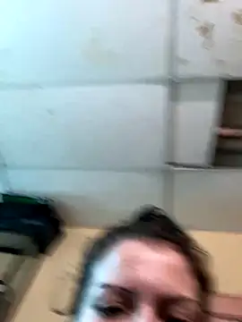 Snapshot of val_zx chatting on September 30, 2025, 4:12 pm val zx online show from September 30, 2025, 4:12 pm