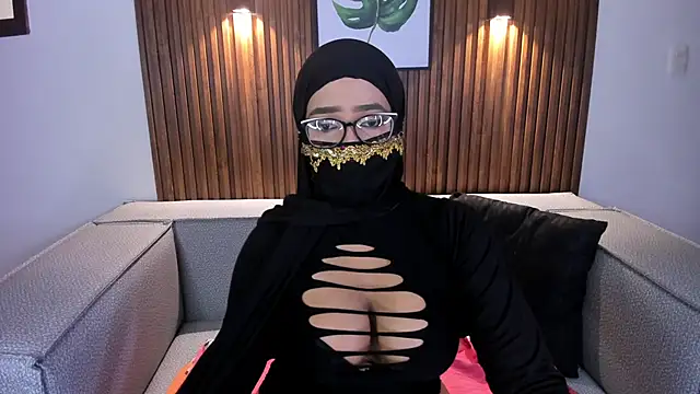 Sasha Anaan online show from March 17, 2025, 8:51 am