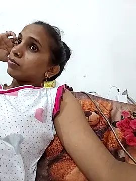 Hotty-Nidhi online show from June 4, 2026, 5:35 am