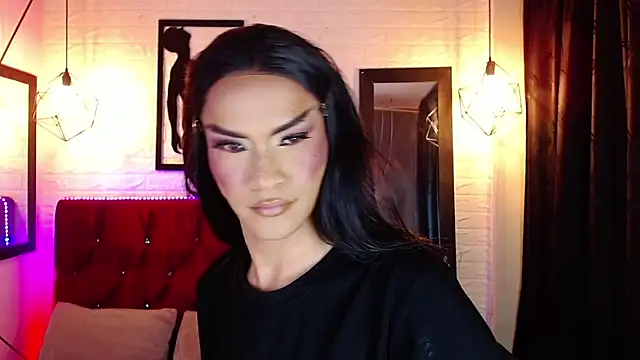 agatha rodriguez online show from November 15, 2025, 2:02 pm