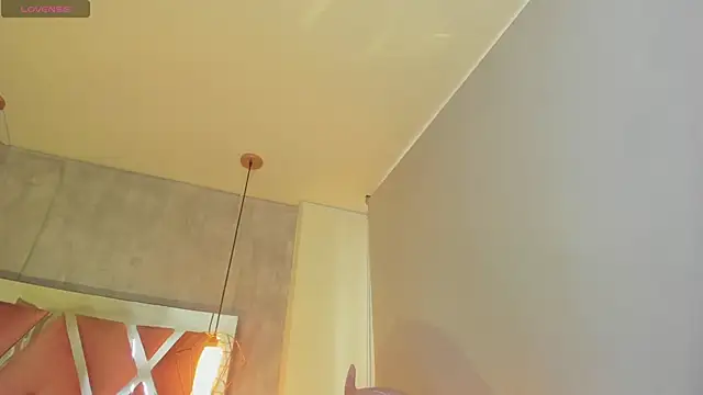 adara evanss online show from November 20, 2025, 7:35 pm