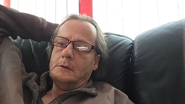 namorreyeb1 online show from February 1, 2026, 8:35 am