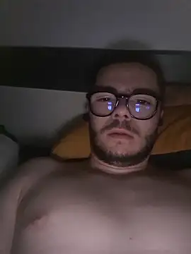 Snapshot of Tutur19 chatting on March 8, 2025, 9:18 pm Tutur19 online show from March 8, 2025, 9:18 pm