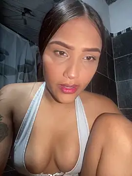 Snapshot of iamsara_21 chatting on February 1, 2026, 1:15 am iamsara 21 online show from February 1, 2026, 1:15 am