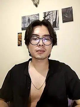 Dante Gothic online show from March 19, 2025, 7:29 am