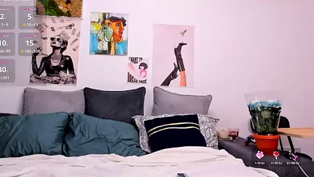 Snapshot of FindomGoddess1 chatting on February 21, 2026, 4:46 am FindomGoddess1 online show from February 21, 2026, 4:46 am