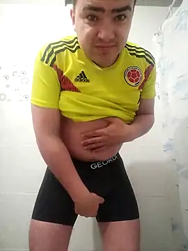 Snapshot of Andy-rtg chatting on October 8, 2025, 5:49 am Andy-rtg online show from October 8, 2025, 5:49 am