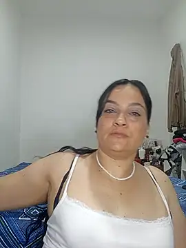 Snapshot of megan_milf79 chatting on March 15, 2026, 12:38 am megan milf79 online show from March 15, 2026, 12:38 am