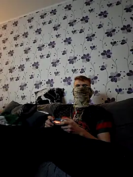 Snapshot of ThePython666 chatting on October 25, 2025, 4:31 am ThePython666 online show from October 25, 2025, 4:31 am