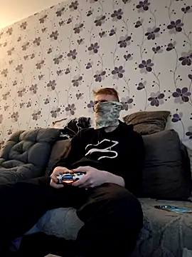 Snapshot of ThePython666 chatting on October 27, 2025, 3:38 pm ThePython666 online show from October 27, 2025, 3:38 pm