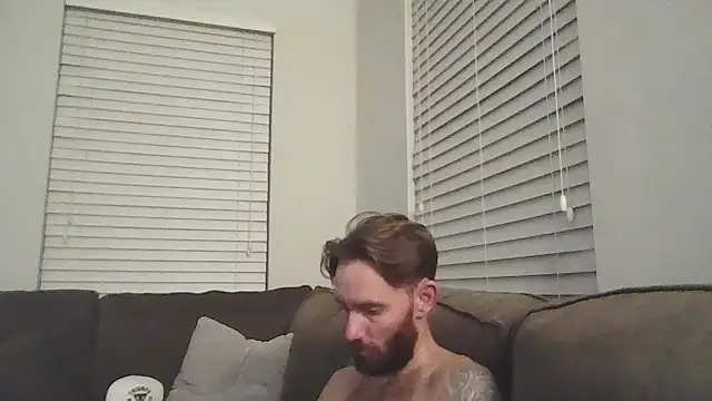 whowantsacreampie online show from September 29, 2025, 9:36 am