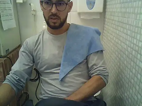 pdasgyn online show from November 27, 2025, 12:51 pm