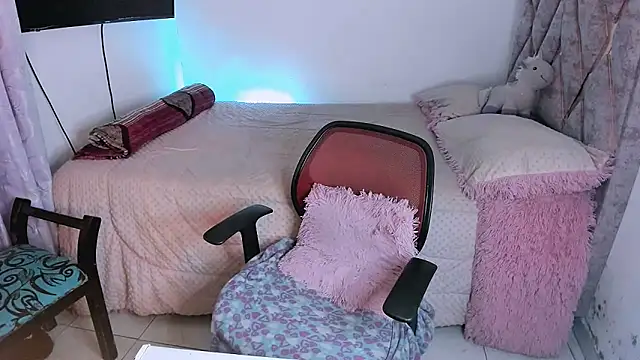 Tania rendon online show from February 7, 2026, 10:52 am