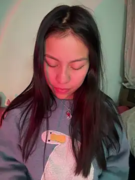 Snapshot of -Selene- chatting on October 17, 2025, 2:37 am -Selene- online show from October 17, 2025, 2:37 am