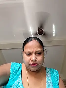 Snapshot of Arohi35 chatting on September 10, 2025, 3:39 am Arohi35 online show from September 10, 2025, 3:39 am