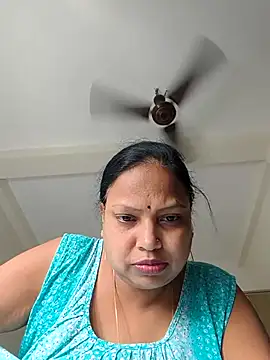 Snapshot of Arohi35 chatting on September 17, 2025, 4:47 am Arohi35 online show from September 17, 2025, 4:47 am