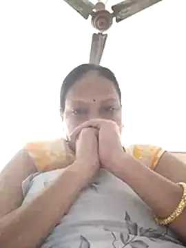 Snapshot of Arohi35 chatting on February 20, 2026, 1:33 pm Arohi35 online show from February 20, 2026, 1:33 pm