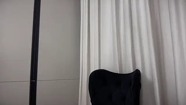 AngelinaMeov online show from September 30, 2025, 8:25 pm