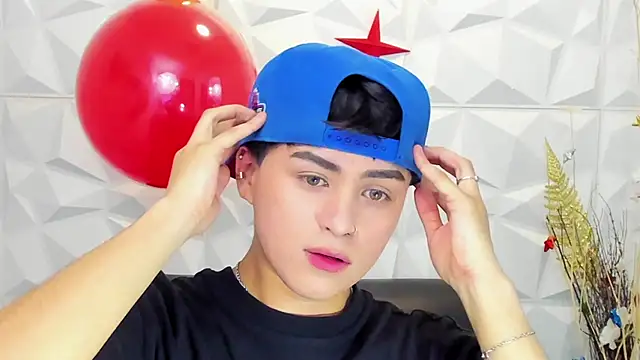 Sam Daves online show from December 16, 2025, 12:54 pm