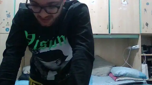 Francescodicristina44 online show from April 4, 2026, 7:11 pm