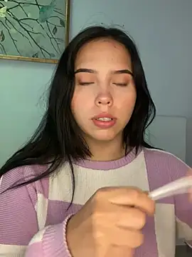 Snapshot of LunaCandy_ chatting on March 18, 2025, 12:47 pm LunaCandy  online show from March 18, 2025, 12:47 pm