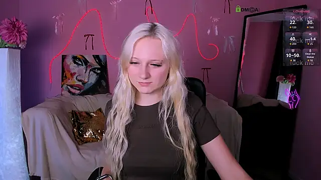 Snapshot of madam_uliis chatting on April 13, 2026, 10:21 am madam uliis online show from April 13, 2026, 10:21 am