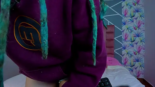 Snapshot of Asaray_T chatting on March 12, 2025, 3:29 pm Asaray T online show from March 12, 2025, 3:29 pm