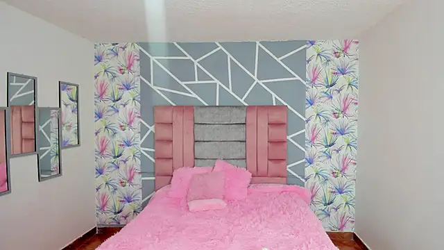 Snapshot of Asaray_T chatting on March 19, 2025, 7:17 pm Asaray T online show from March 19, 2025, 7:17 pm