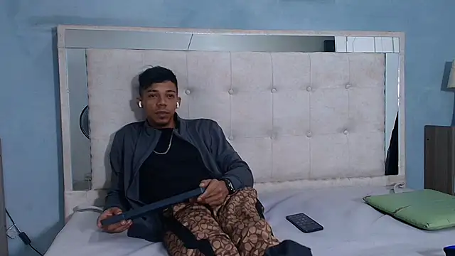 Gregory Sforza online show from September 18, 2025, 12:07 pm