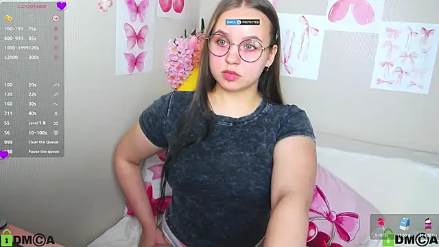 Lilysweet13 online show from September 29, 2025, 8:30 am