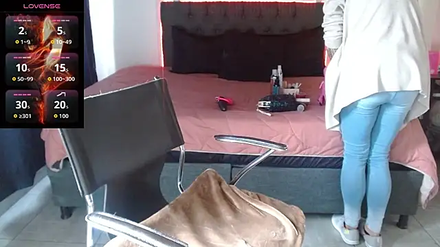 mia velvet1 online show from October 22, 2025, 3:12 pm