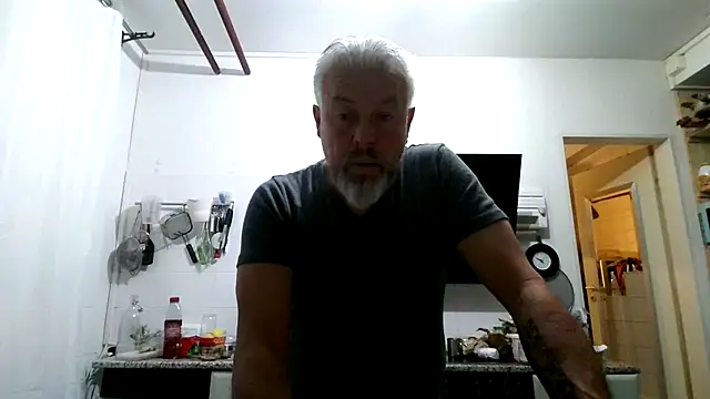 Snapshot of Berg_Boy chatting on April 11, 2026, 2:49 am Berg Boy online show from April 11, 2026, 2:49 am