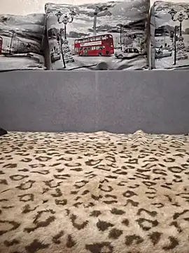 my Kazka online show from December 3, 2025, 5:44 pm