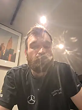 LKC94 online show from November 12, 2025, 10:52 pm