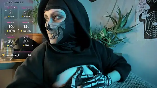 cos operator online show from October 9, 2025, 6:39 pm