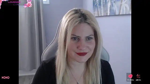 Snapshot of BellaStar84 chatting on October 2, 2025, 12:34 pm BellaStar84 online show from October 2, 2025, 12:34 pm