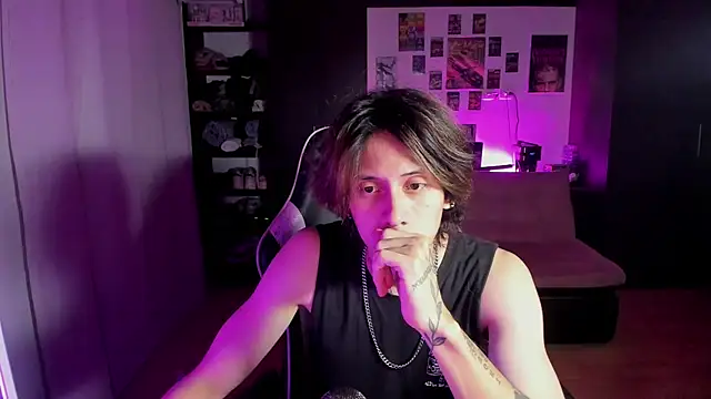 Snapshot of xIce_Boy chatting on May 1, 2026, 1:10 am xIce Boy online show from May 1, 2026, 1:10 am