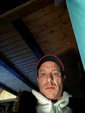 svenpfeifer online show from March 19, 2025, 10:33 am