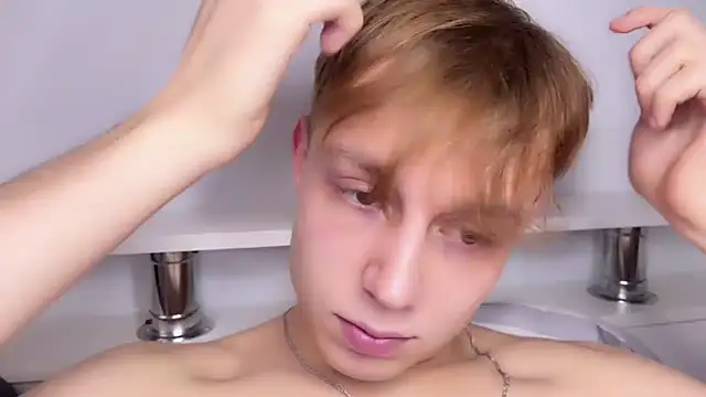 Snapshot of SlavaIsHere chatting on March 11, 2025, 12:50 pm SlavaIsHere online show from March 11, 2025, 12:50 pm