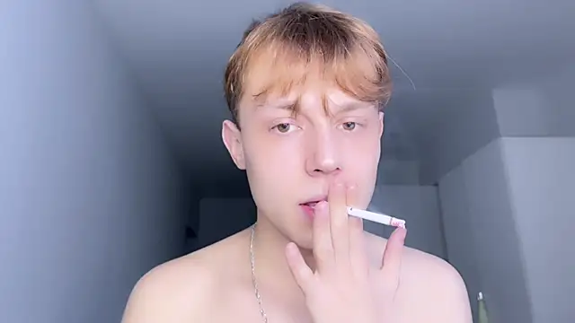 Snapshot of SlavaIsHere chatting on March 14, 2025, 4:10 am SlavaIsHere online show from March 14, 2025, 4:10 am