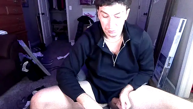 Snapshot of MidwestStroke chatting on October 21, 2025, 10:38 am MidwestStroke online show from October 21, 2025, 10:38 am