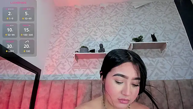 Snapshot of MelinaCruz chatting on September 29, 2025, 4:17 am MelinaCruz online show from September 29, 2025, 4:17 am