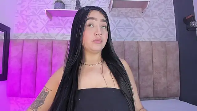 Snapshot of MelinaCruz chatting on October 23, 2025, 4:12 am MelinaCruz online show from October 23, 2025, 4:12 am