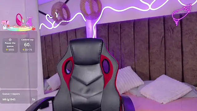 Snapshot of natasha__black chatting on September 26, 2025, 7:51 pm natasha black online show from September 26, 2025, 7:51 pm